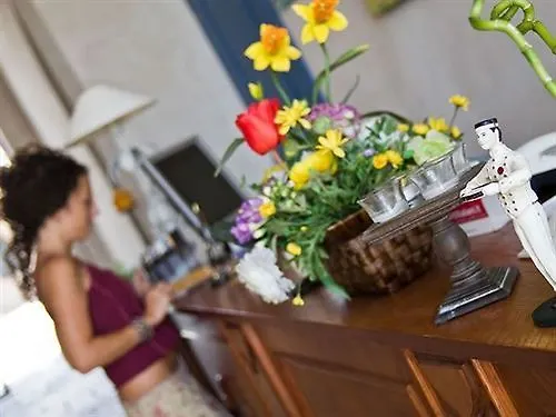 Hotel Relais Angimbe Калатафими